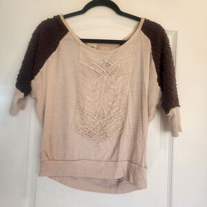 Daytrip Blouse with Lace Detail in Cream and Brown Size S Euc